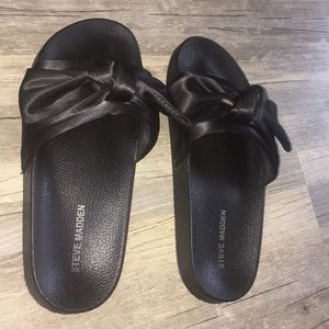Steve Madden Silky Slide Sandals (Women’s 9)